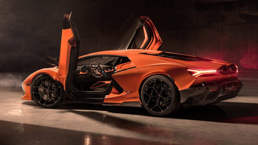 Lamborghini Revuelto